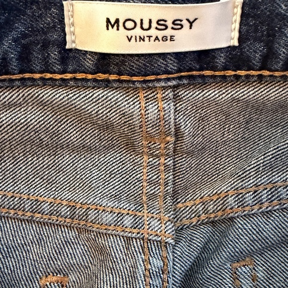 Moussy Distressed Ankle Jeans in Blue - Picture 4 of 6